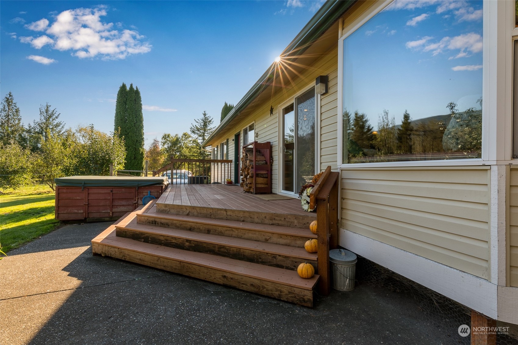 8170 North Telegraph Road Everson, WA 98247 - Photo 10 of 40 a view of outdoor space and deck