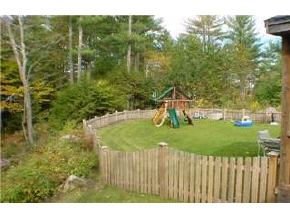 256 Twin Bridge Road New Boston, NH 03070 - Photo 2 of 5