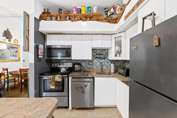 $180,000 | 10443 East Clairmont Circle, Unit 203, Tamarac, FL 33321