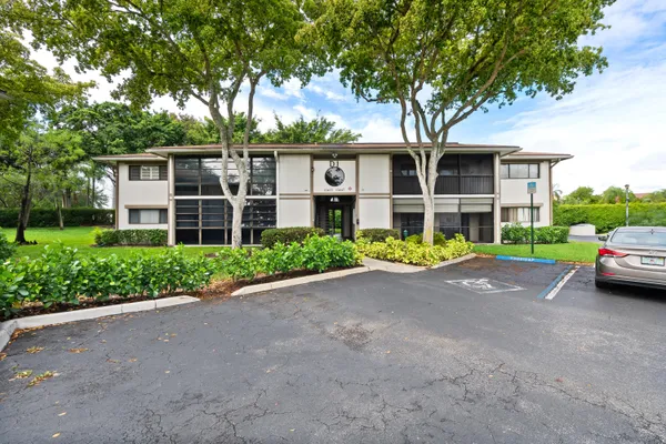 $180,000 | 10443 East Clairmont Circle, Unit 203, Tamarac, FL 33321