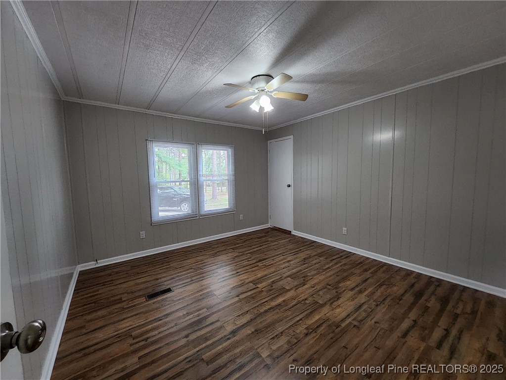 2043 Fennell Road Hope Mills, NC 28348 - Photo 15 of 28 Gallery Image 15
