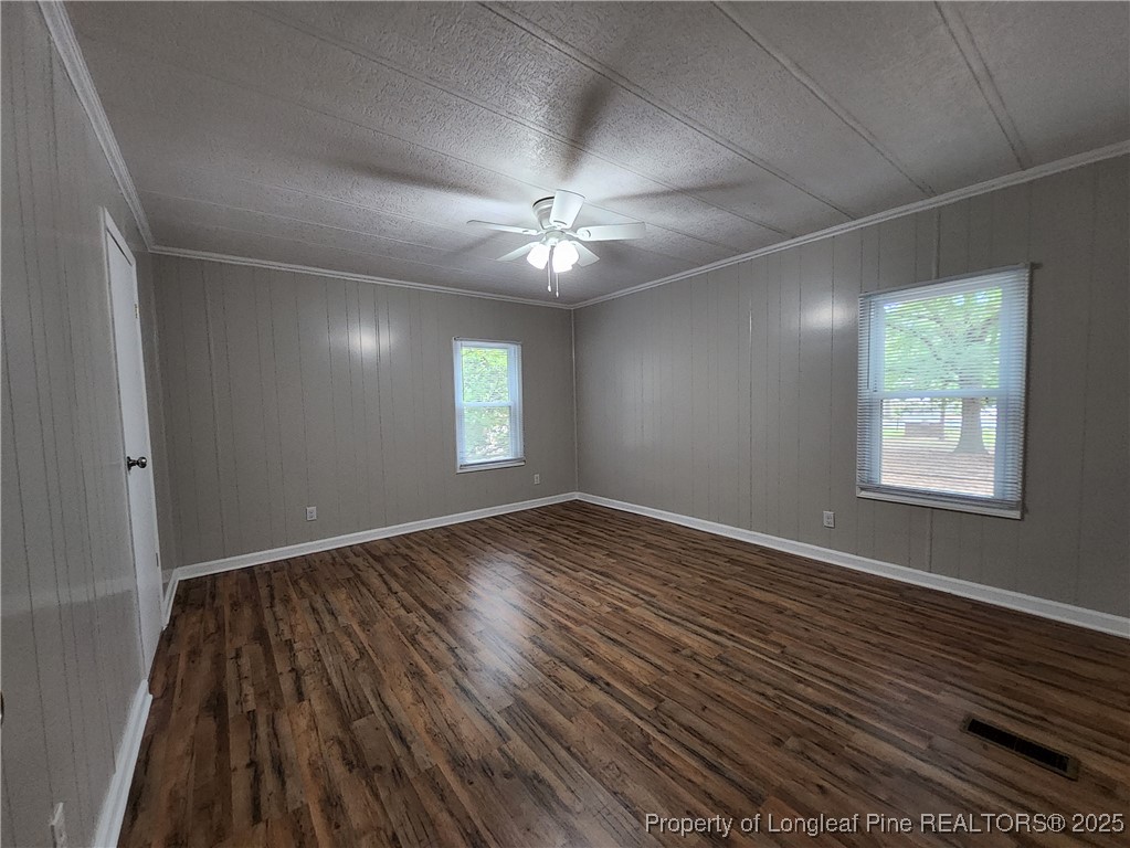 2043 Fennell Road Hope Mills, NC 28348 - Photo 18 of 28 Gallery Image 18