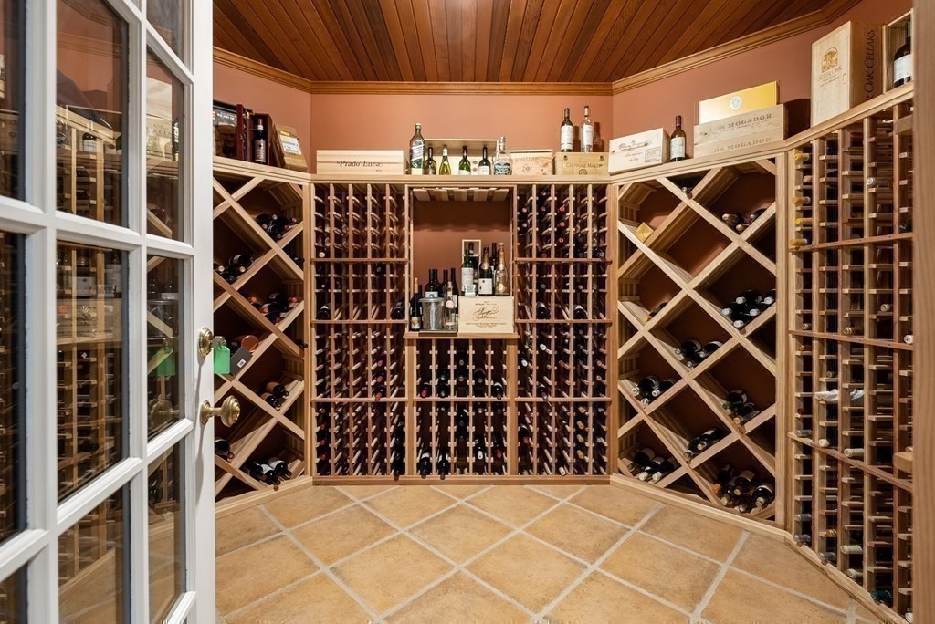 16 Sanderson Lane Weston, MA 02493 - Photo 32 of 39