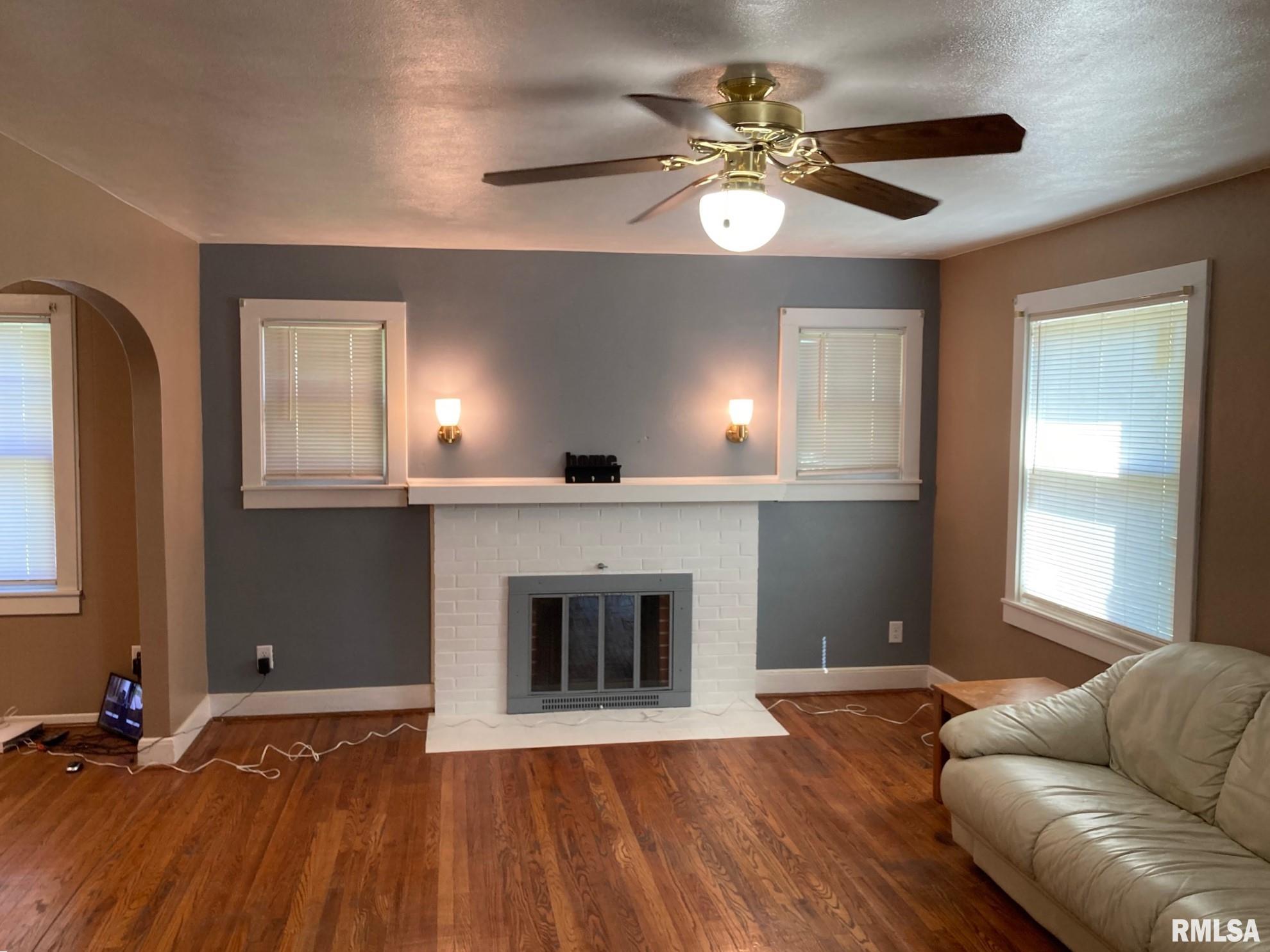 1231 North Rutledge Street Springfield, IL 62702 - Photo 8 of 31