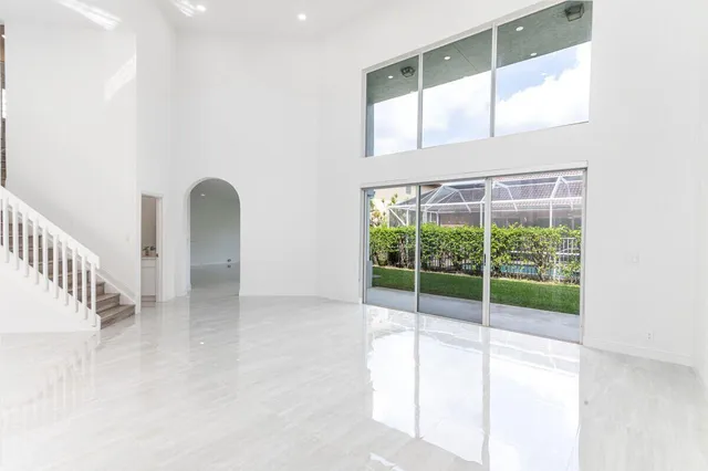 a view of an entryway with a window