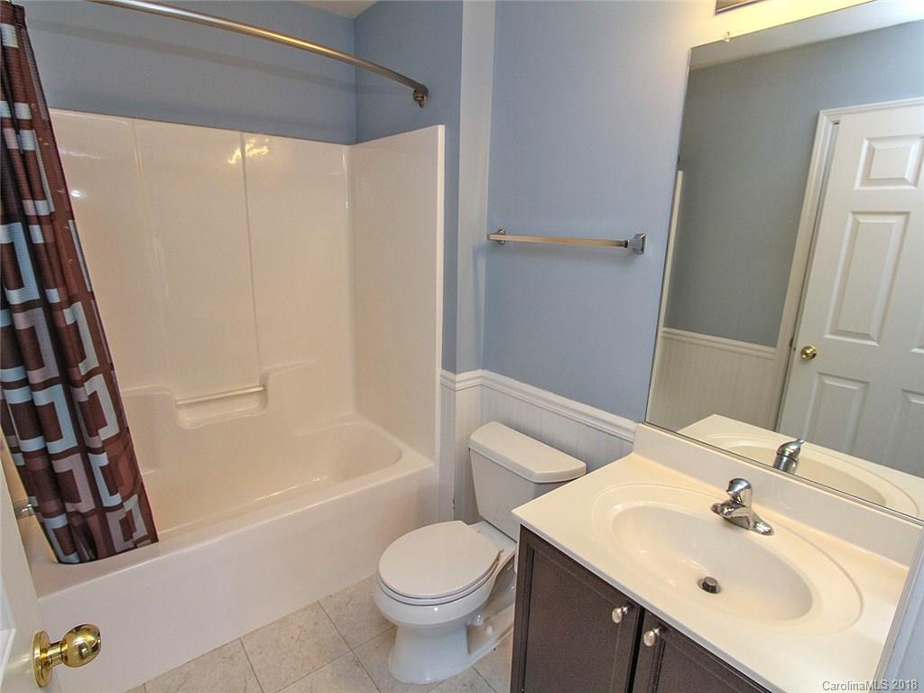 4914 Prosperity Ridge Road Charlotte, NC 28269 - Photo 12 of 21 Gallery Image 12