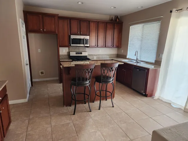 $3,900 | 84476 Ruebens Way, Coachella, CA 92236