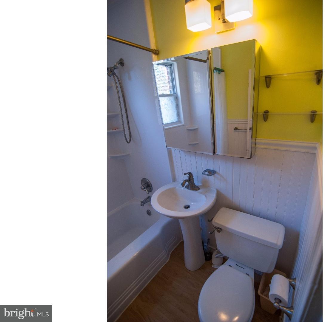 4046 Lasher Road Drexel Hill, PA 19026 - Photo 16 of 25 Bathroom