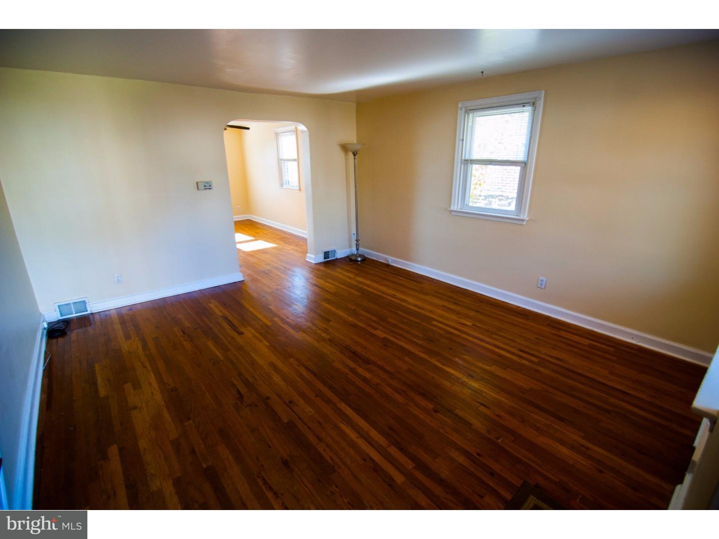 4046 Lasher Road Drexel Hill, PA 19026 - Photo 3 of 25 Great Room