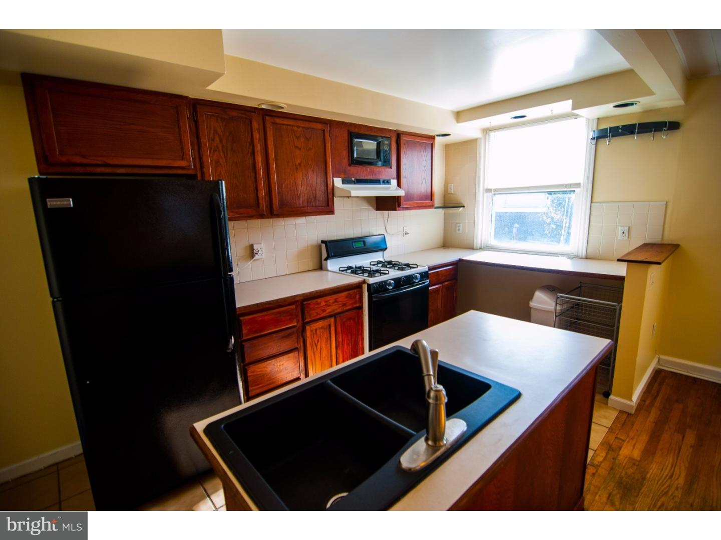 4046 Lasher Road Drexel Hill, PA 19026 - Photo 5 of 25 Kitchen