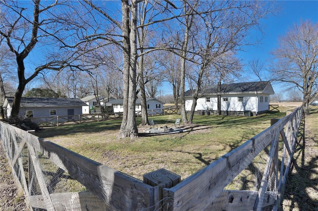 5533 Bullins Road Jonesville, NC 28642 - Photo 30 of 41