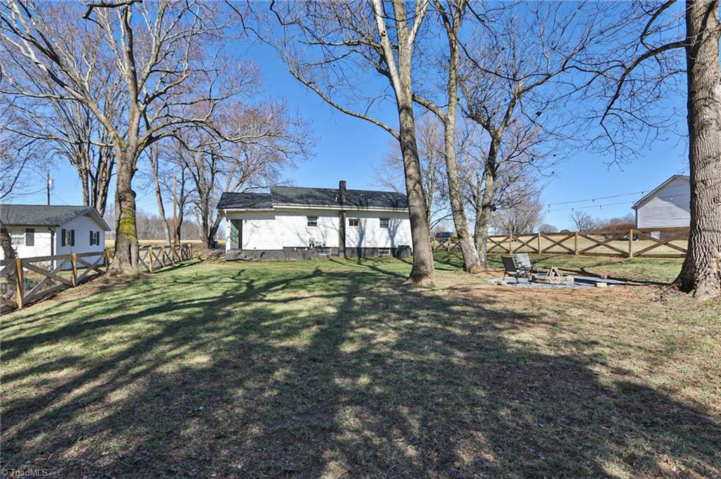 5533 Bullins Road Jonesville, NC 28642 - Photo 32 of 41