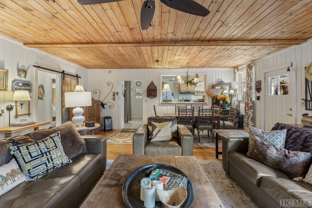 48 Holt Knob Road Highlands, NC 28741 - Photo 5 of 36 Gallery Image 5