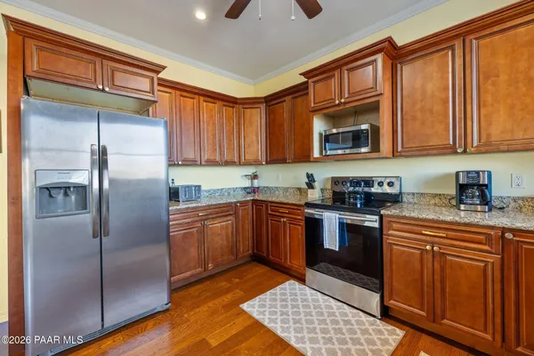 $640,000 | 303 South Pleasant Street, Prescott, AZ 86303