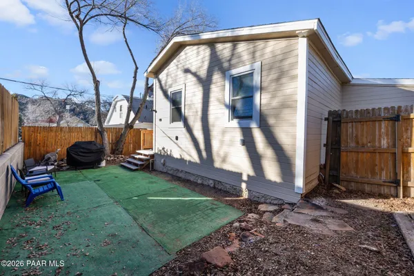 $640,000 | 303 South Pleasant Street, Prescott, AZ 86303