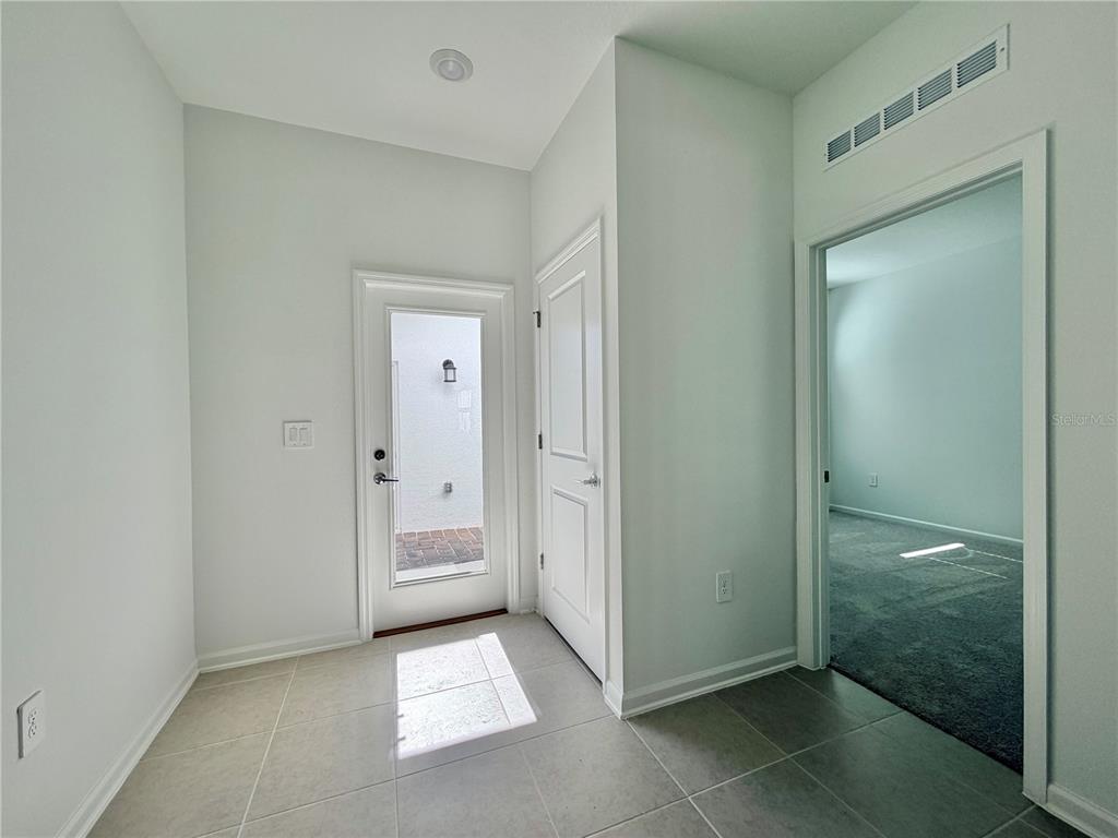 2467 Rider Rain Lane Apopka, FL 32703 - Photo 12 of 33