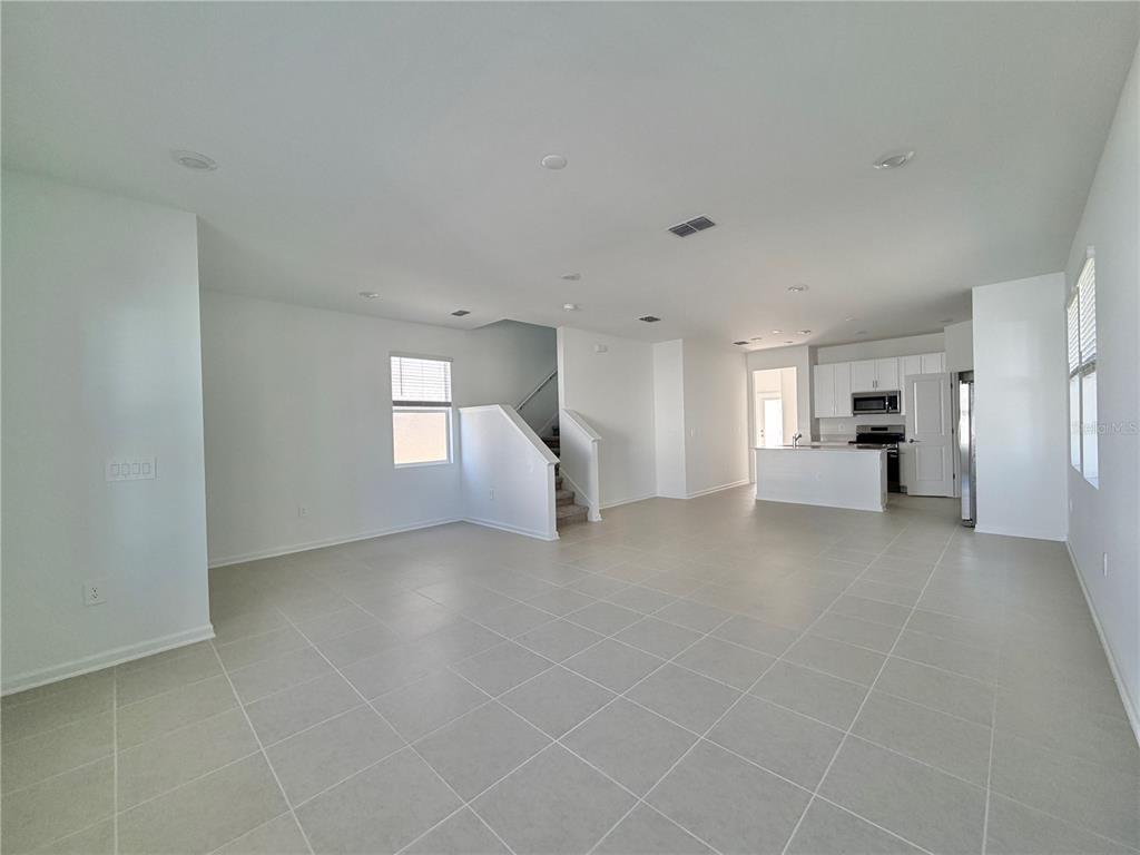 2467 Rider Rain Lane Apopka, FL 32703 - Photo 3 of 33