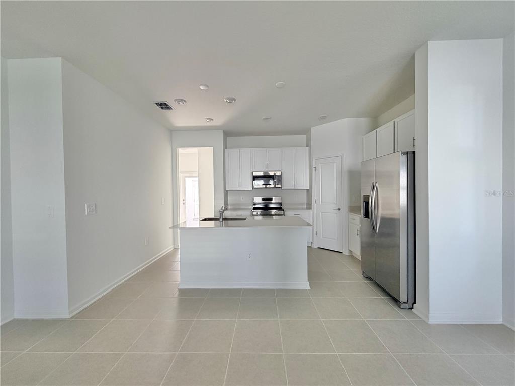 2467 Rider Rain Lane Apopka, FL 32703 - Photo 5 of 33