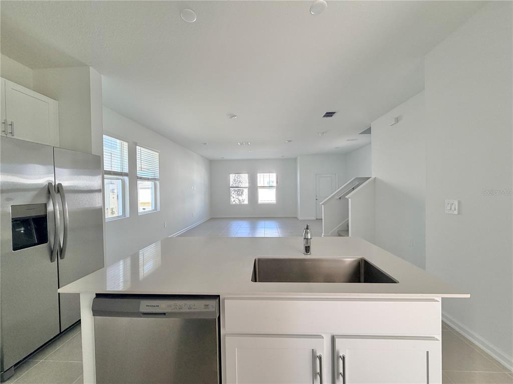 2467 Rider Rain Lane Apopka, FL 32703 - Photo 7 of 33