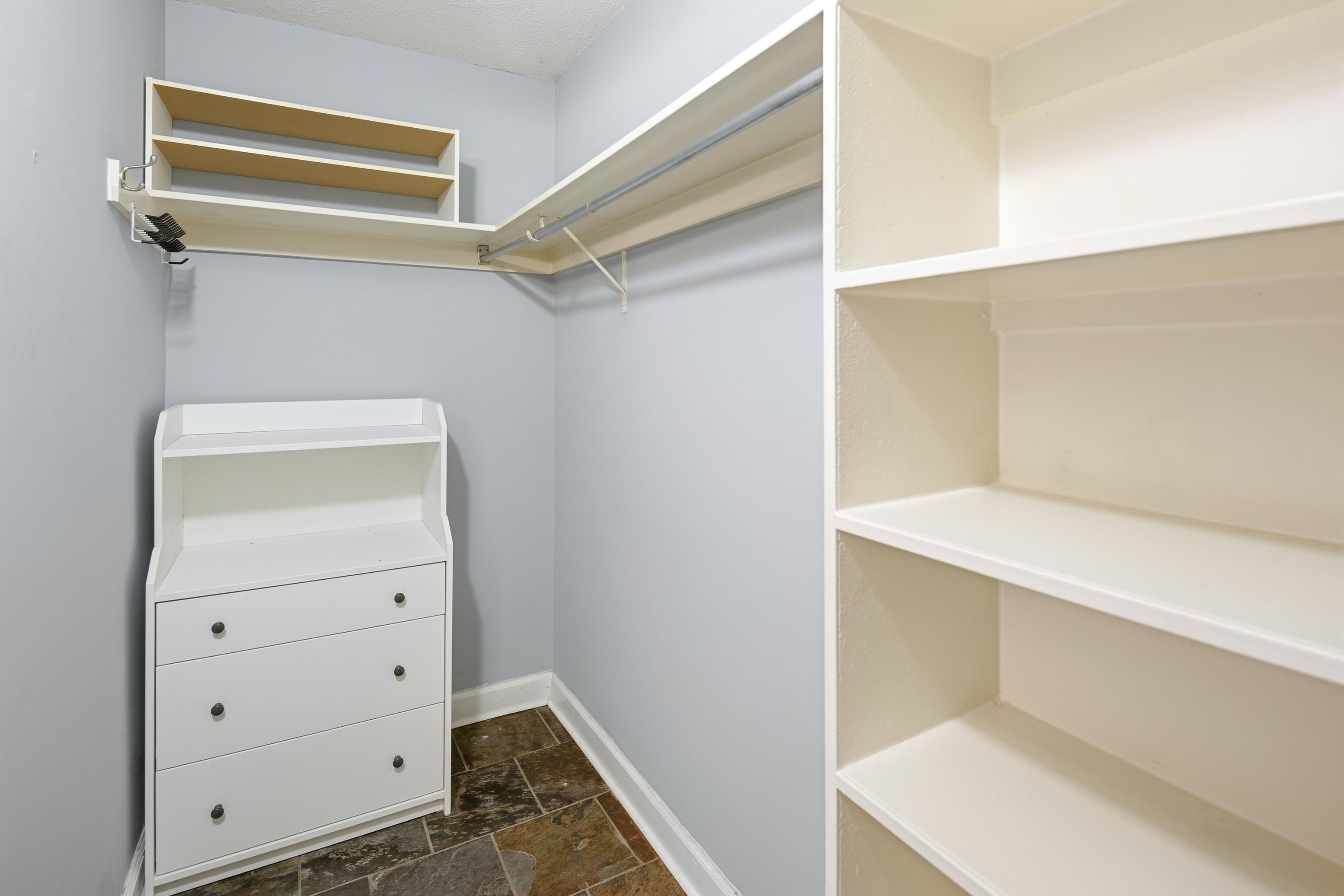 109 North Main Street, Unit 412 Memphis, TN 38103 - Photo 18 of 35 a view of an empty walk in closet
