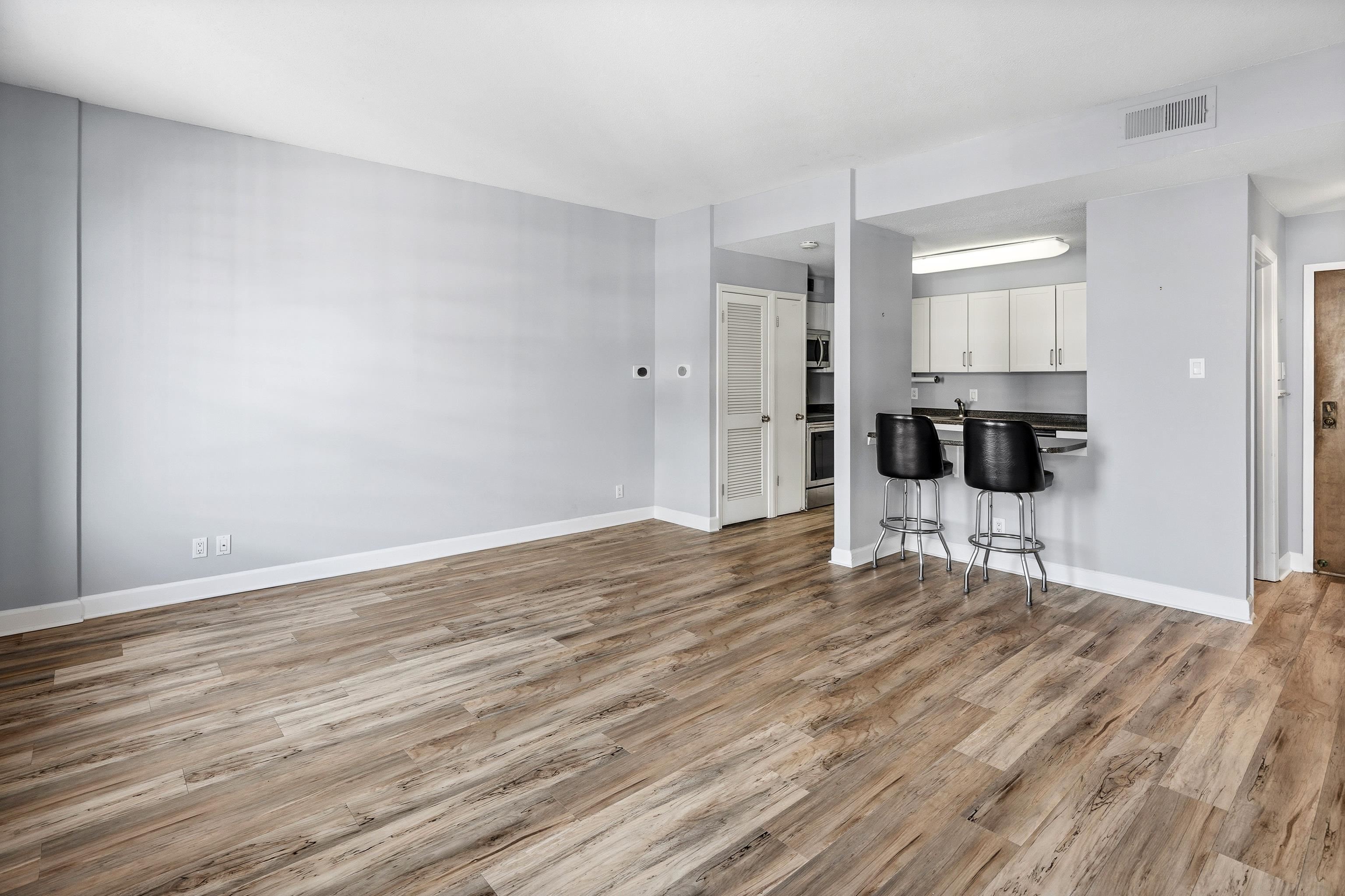 109 North Main Street, Unit 412 Memphis, TN 38103 - Photo 6 of 35