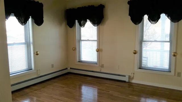 $900,000 | 20 Summer Street, Lebanon, NH 03766