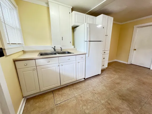 $900,000 | 20 Summer Street, Lebanon, NH 03766