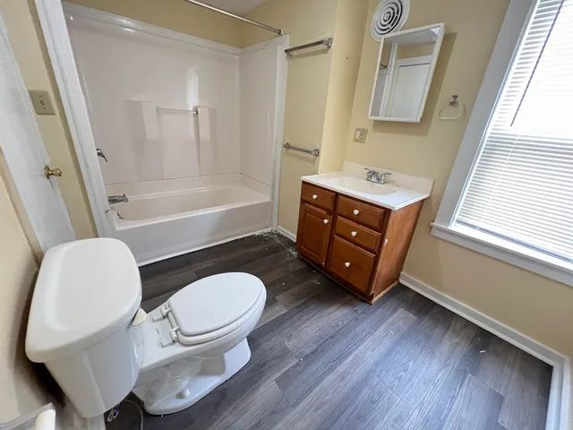 $900,000 | 20 Summer Street, Lebanon, NH 03766