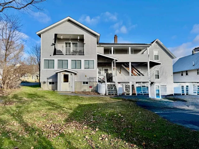 $900,000 | 20 Summer Street, Lebanon, NH 03766
