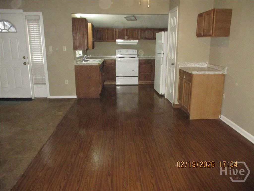 119 Cherokee Circle Hinesville, GA 31313 - Photo 2 of 13