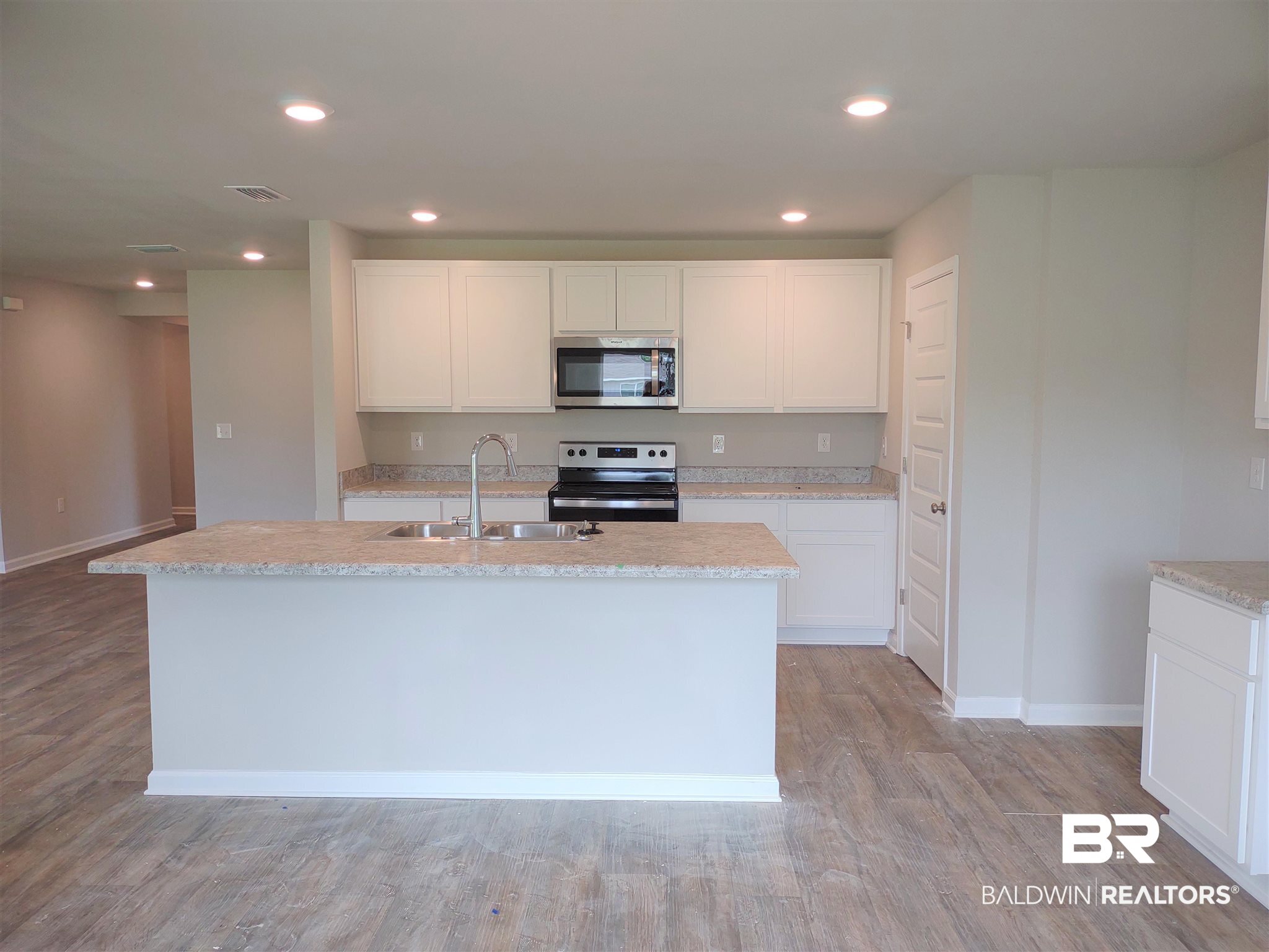 353 Rhineheart Lane Foley, AL 36535 - Photo 8 of 10