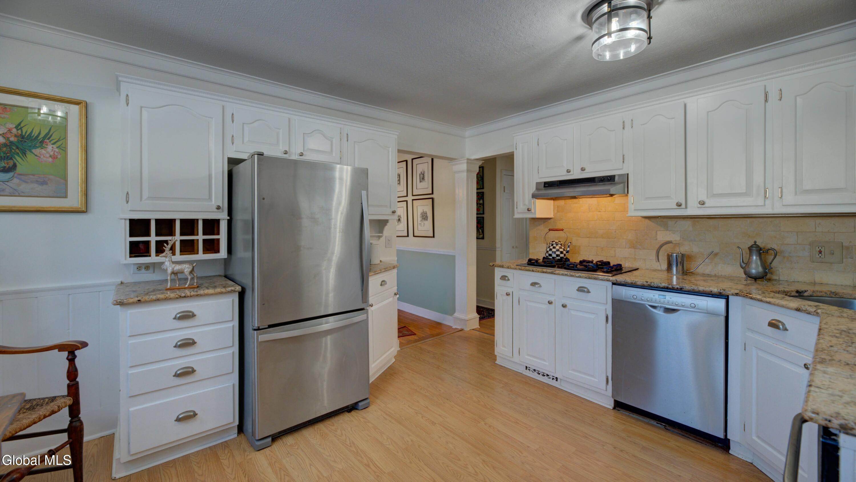 834 Jamaica Road Schenectady, NY 12309 - Photo 13 of 67 834 Jamaica Rd-47