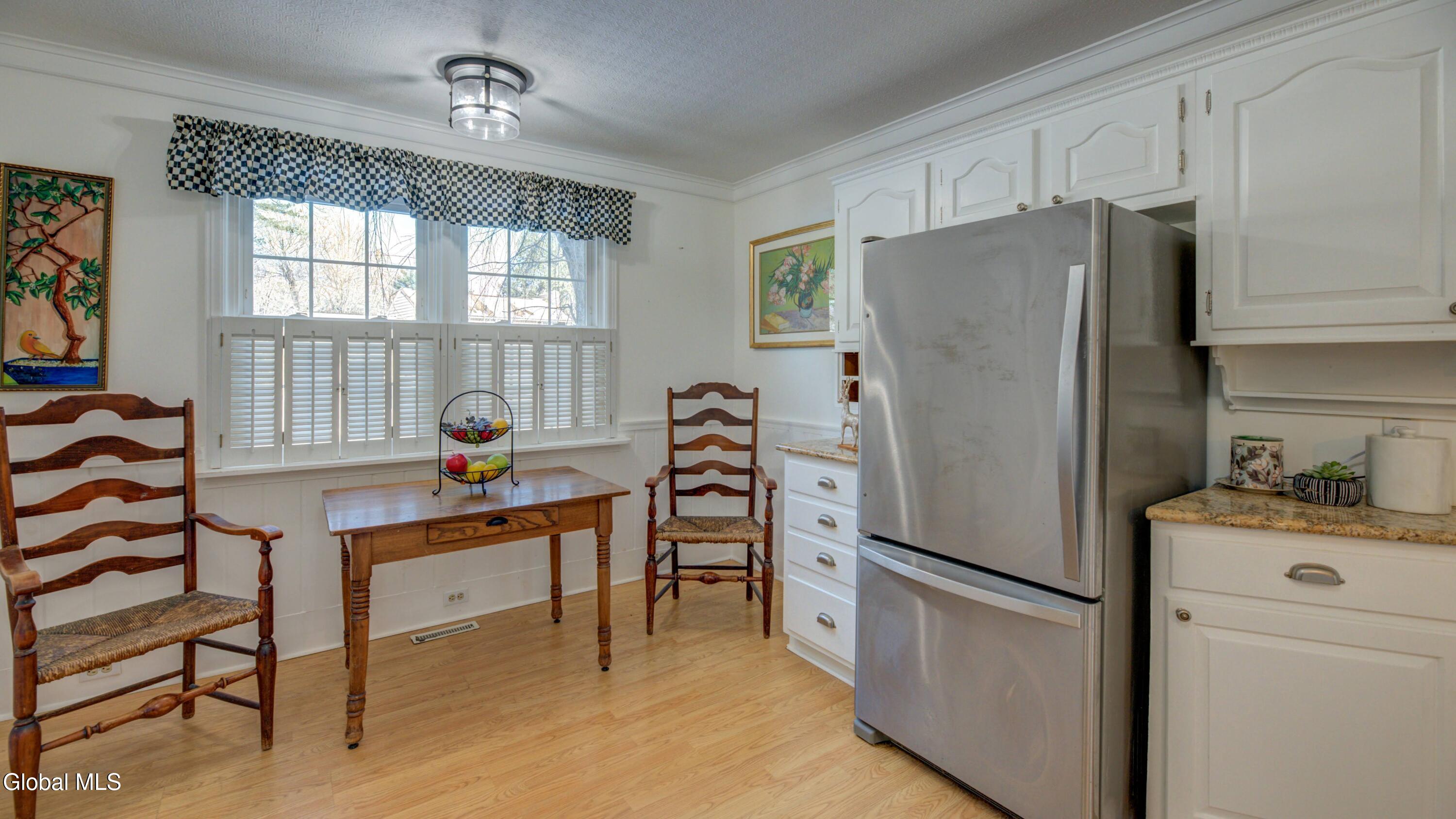 834 Jamaica Road Schenectady, NY 12309 - Photo 14 of 67 834 Jamaica Rd-48