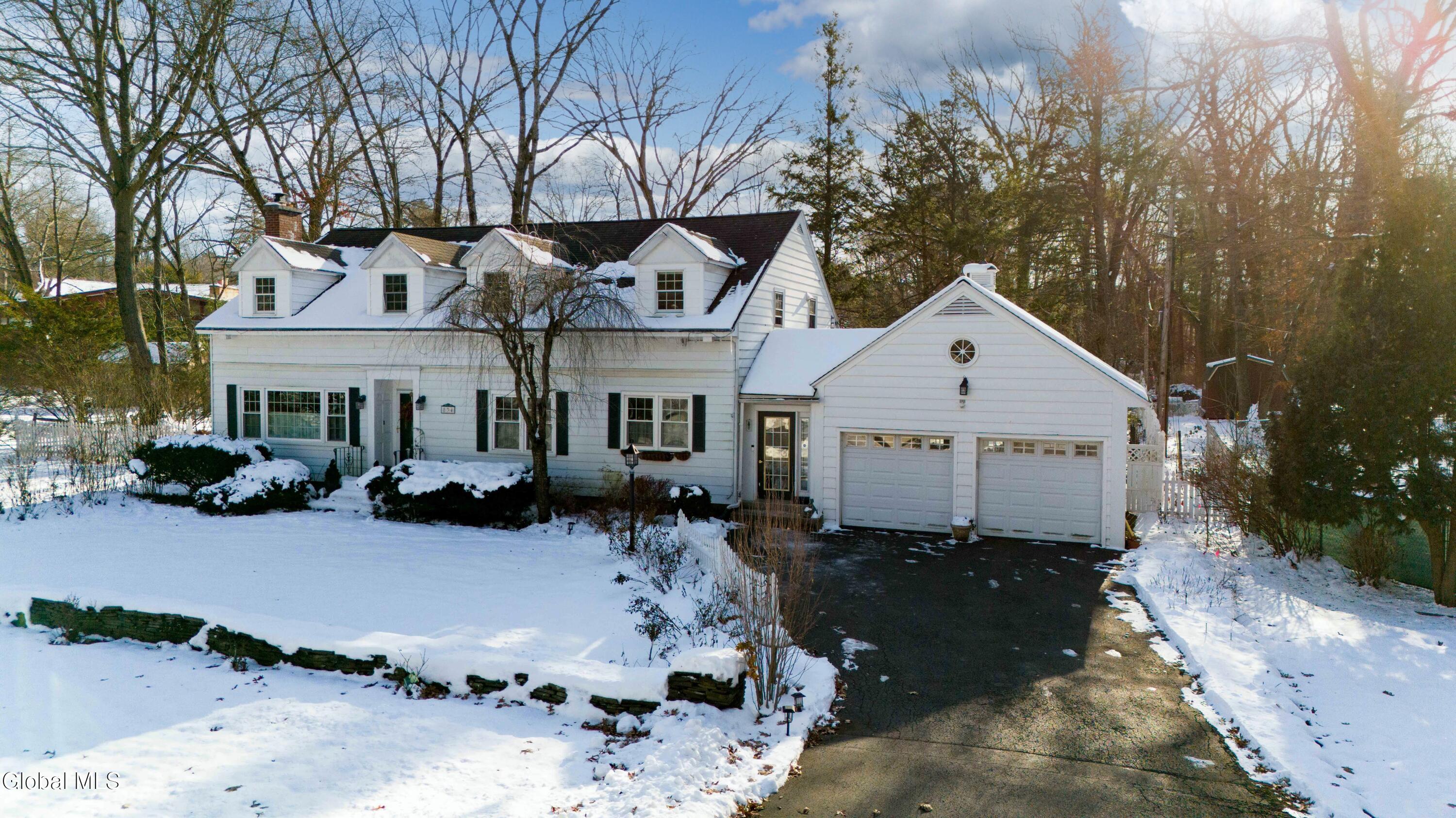 834 Jamaica Road Schenectady, NY 12309 - Photo 2 of 67 834 Jamaica Rd Drone-2