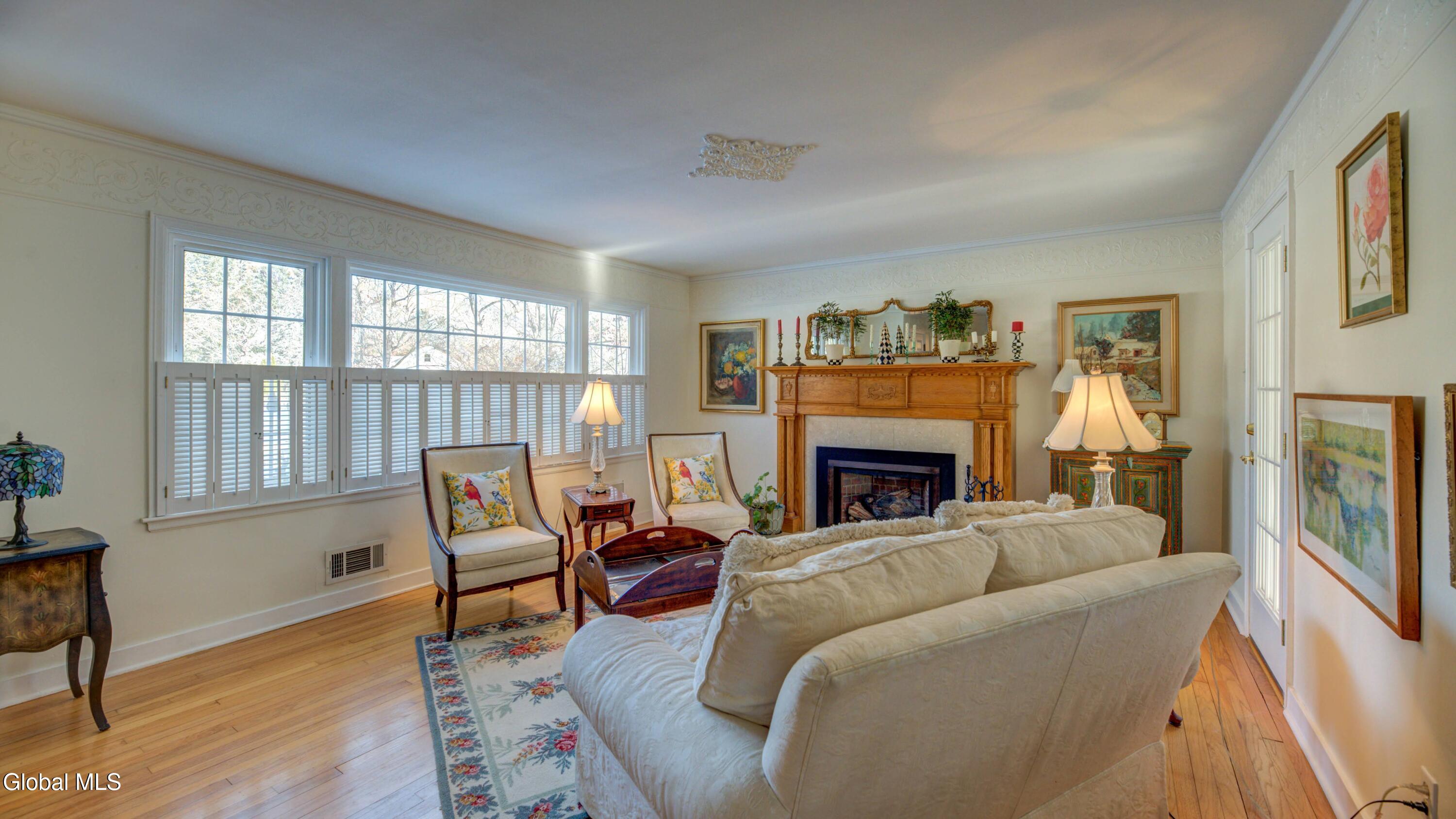 834 Jamaica Road Schenectady, NY 12309 - Photo 29 of 67 834 Jamaica Rd-13