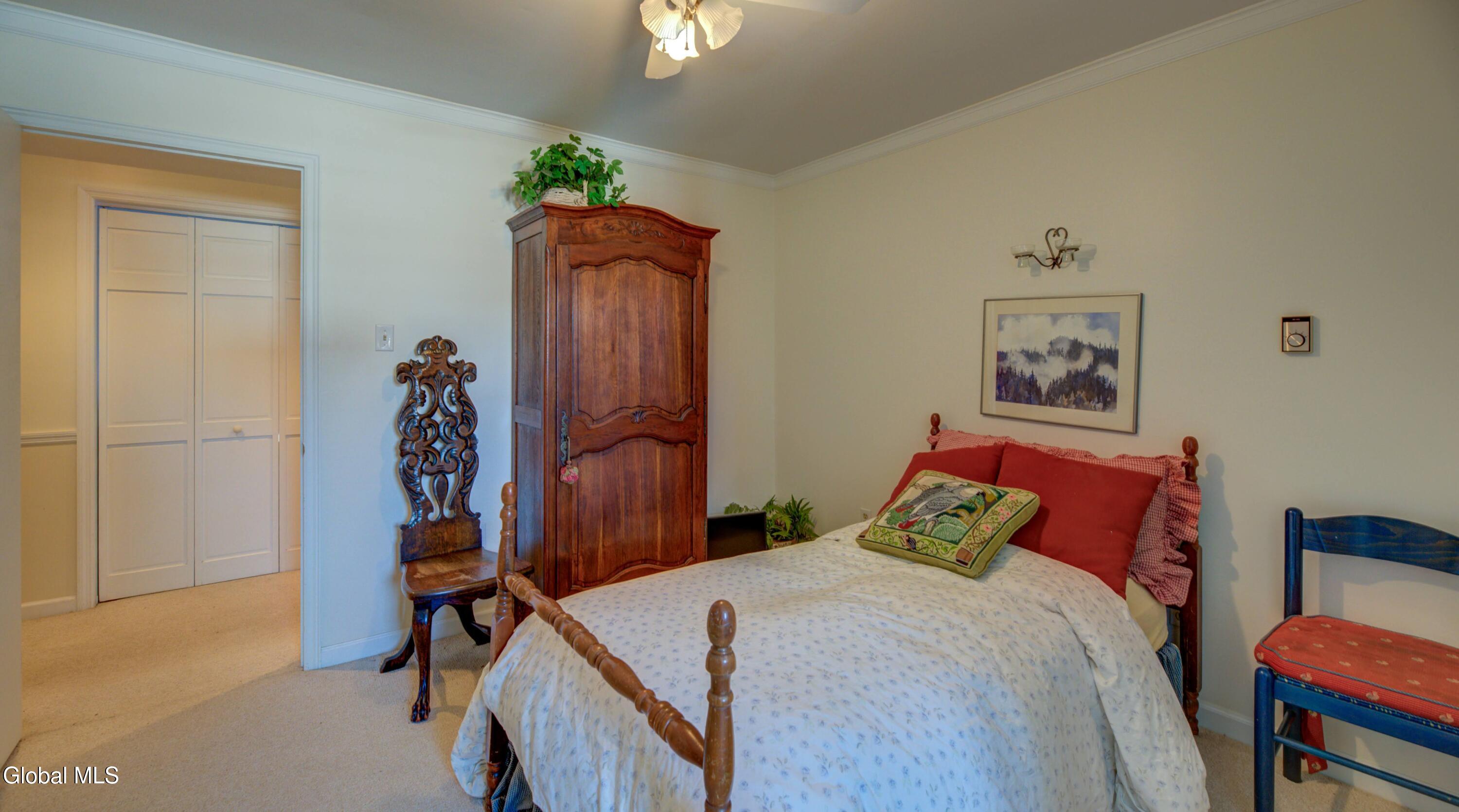 834 Jamaica Road Schenectady, NY 12309 - Photo 49 of 67 834 Jamaica Rd-40