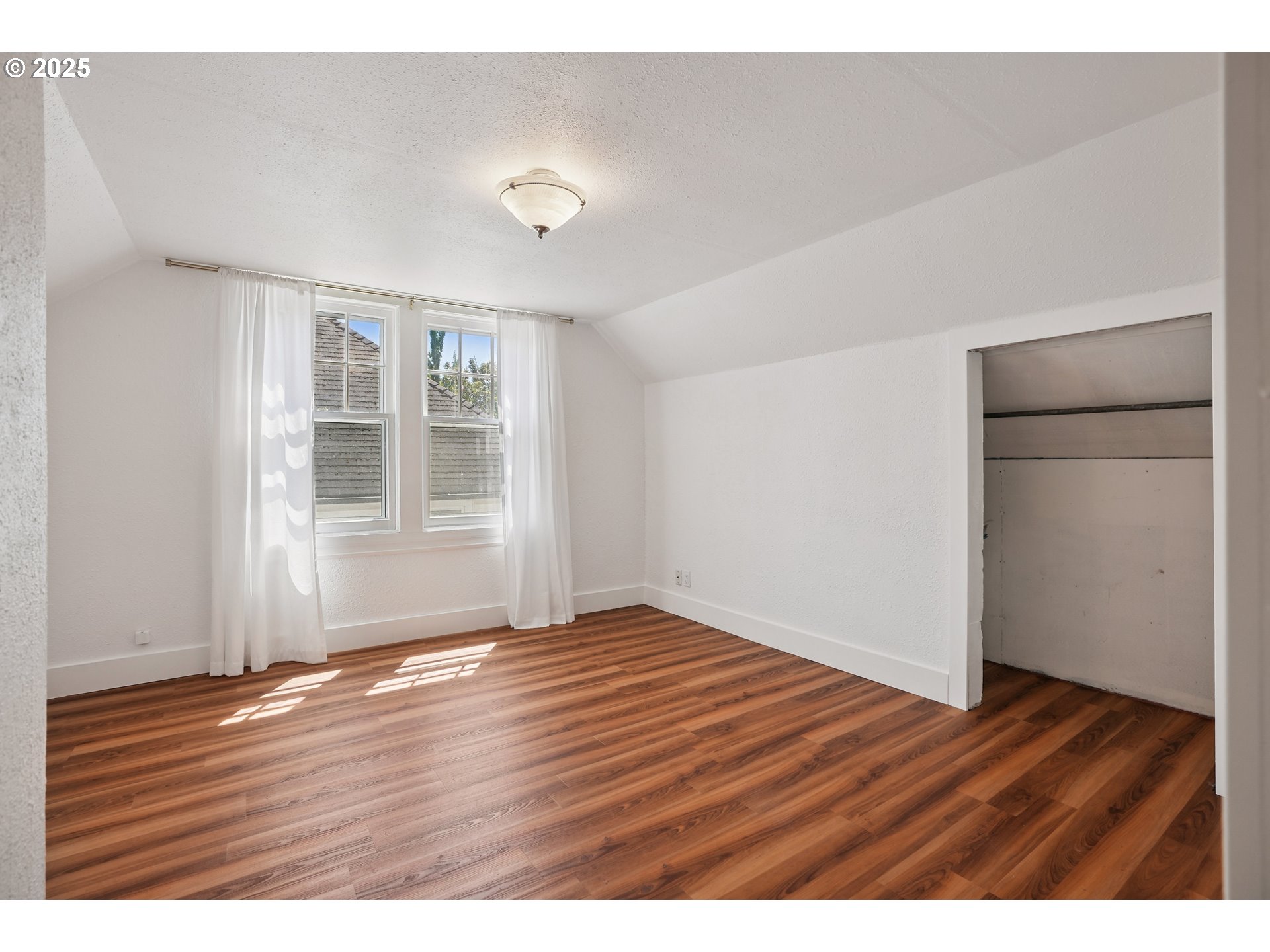 1306 Northwest Benton Street Camas, WA 98607 - Photo 17 of 24 Gallery Image 17