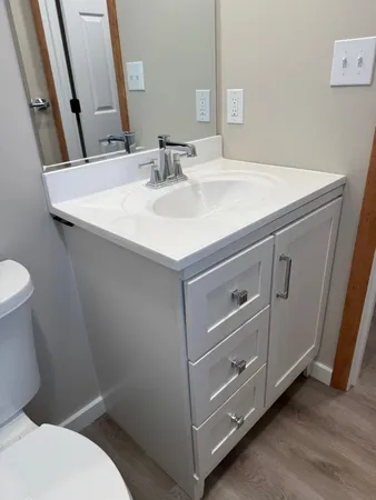 $1,875 | 1187 New Hampshire Rte 175, Unit 2, Holderness, NH 03245