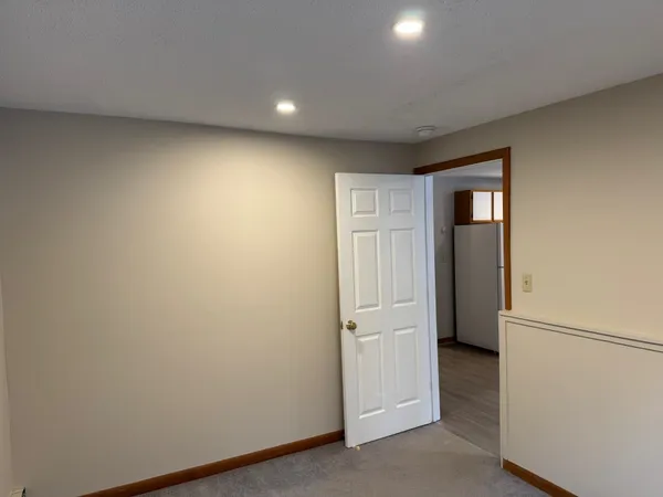 $1,875 | 1187 New Hampshire Rte 175, Unit 2, Holderness, NH 03245