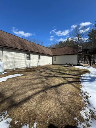 $1,875 | 1187 New Hampshire Rte 175, Unit 2, Holderness, NH 03245