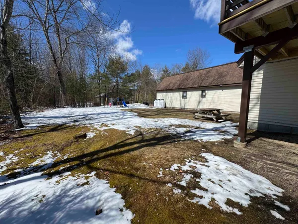 $1,875 | 1187 New Hampshire Rte 175, Unit 2, Holderness, NH 03245