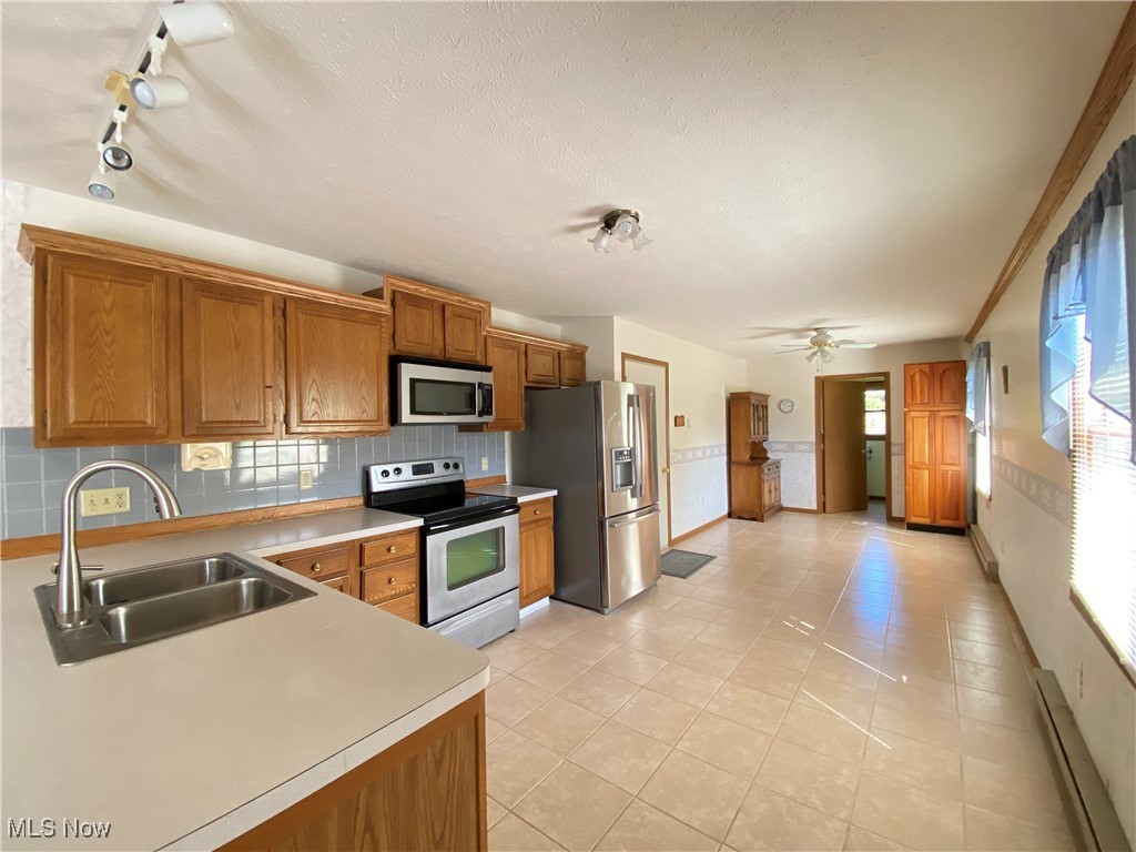 16291 Burrows Road Thompson, OH 44086 - Photo 9 of 34