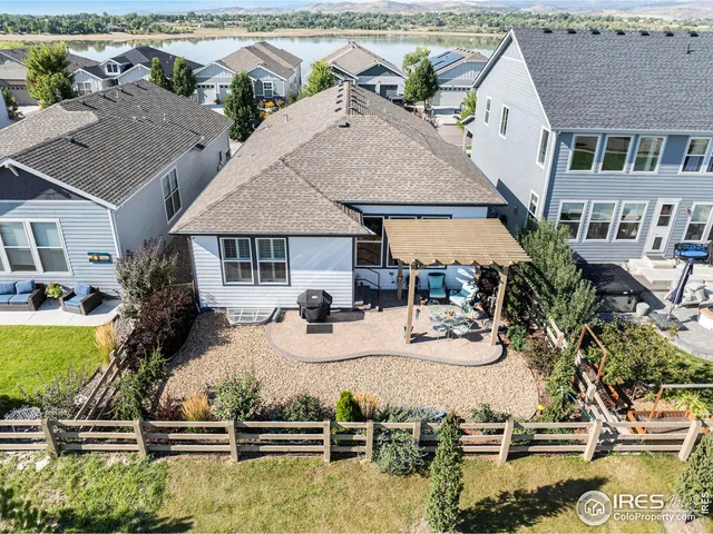 a house view with a outdoor space