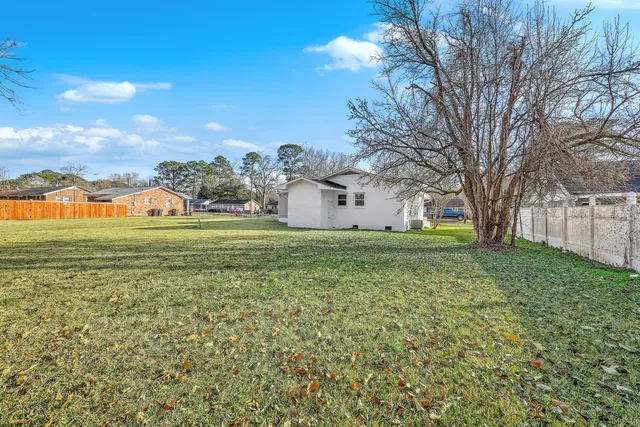 $335,000 | 233 North Pandora Drive, Goose Creek, SC 29445