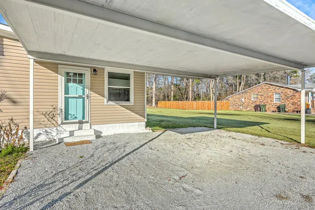 $335,000 | 233 North Pandora Drive, Goose Creek, SC 29445