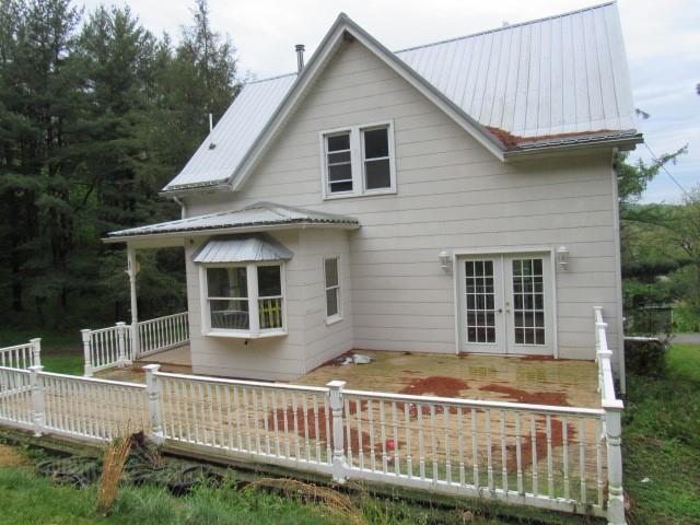 319 Miller Lane Ruffs Dale, PA 15679 - Photo 16 of 27