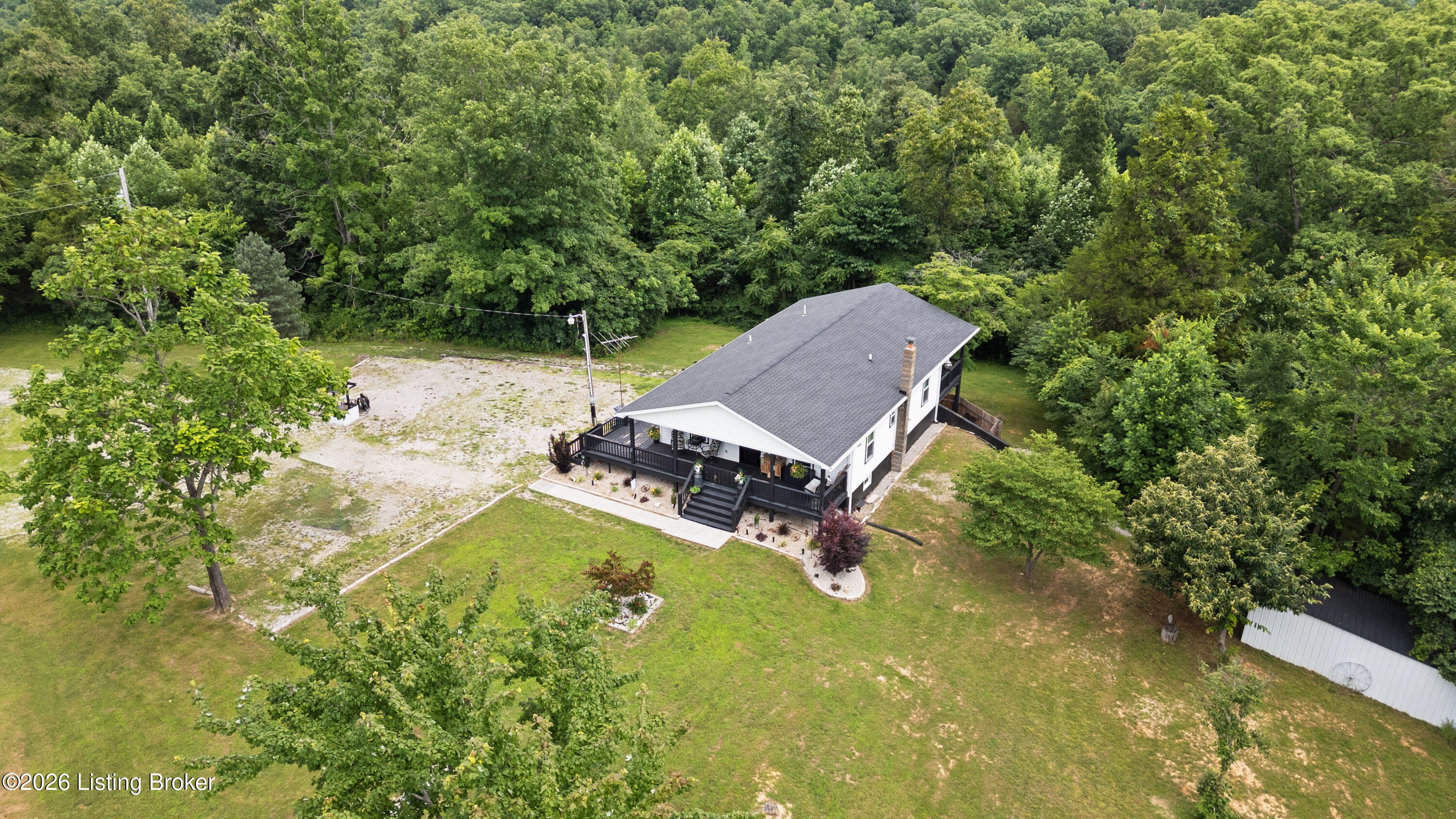 78 Jewell Road Battletown, KY 40104 - Photo 5 of 46 005