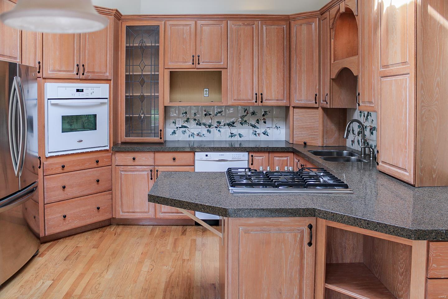 1924 Rustic Oak Road Chesterfield, MO 63017 - Photo 4 of 23 Gallery Image 4