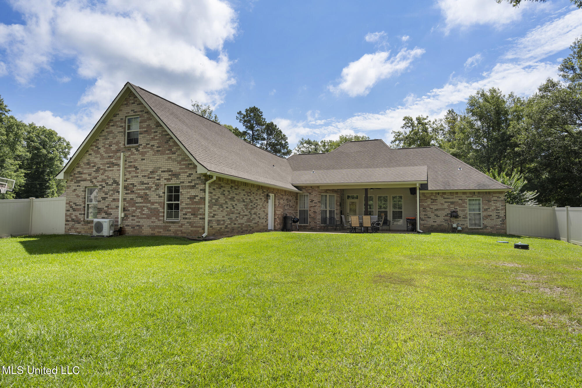 1040 Emileigh Drive Summit, MS 39666 - Photo 24 of 24 ghubphoto_037