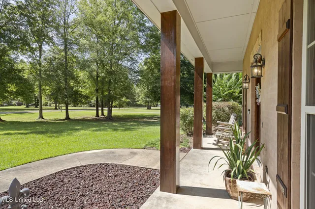 $405,000 | 1040 Emileigh Drive, Summit, MS 39666